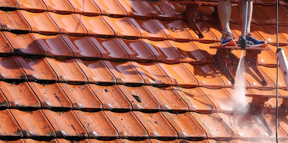 Roof Wash Team Roof Cleaning Services In Egremont